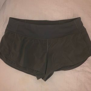 Lululemon speed up short 2.5”